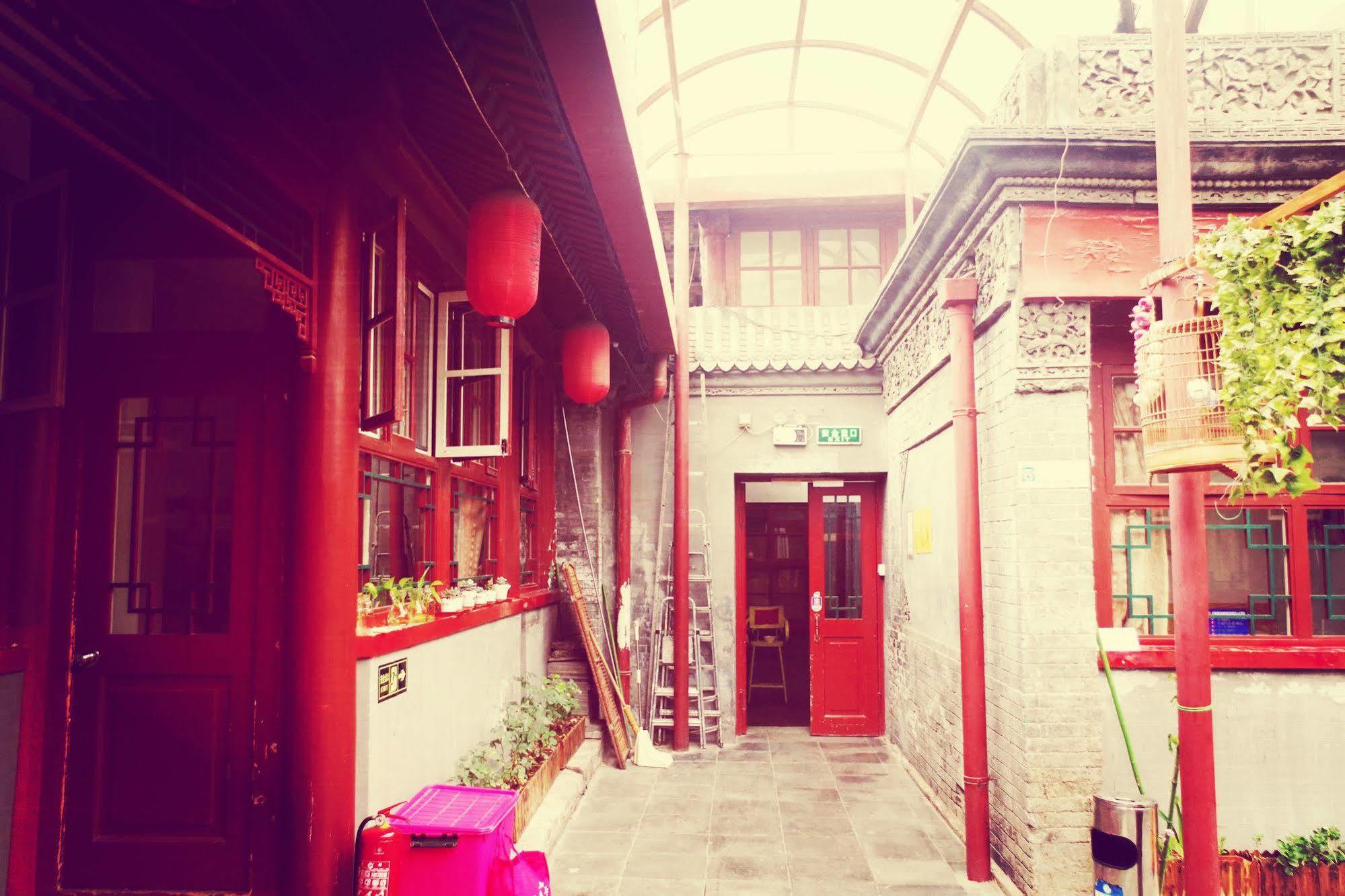 Three Legged Frog Hostel Pechino Esterno foto