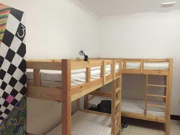 Three Legged Frog Hostel Pechino Esterno foto